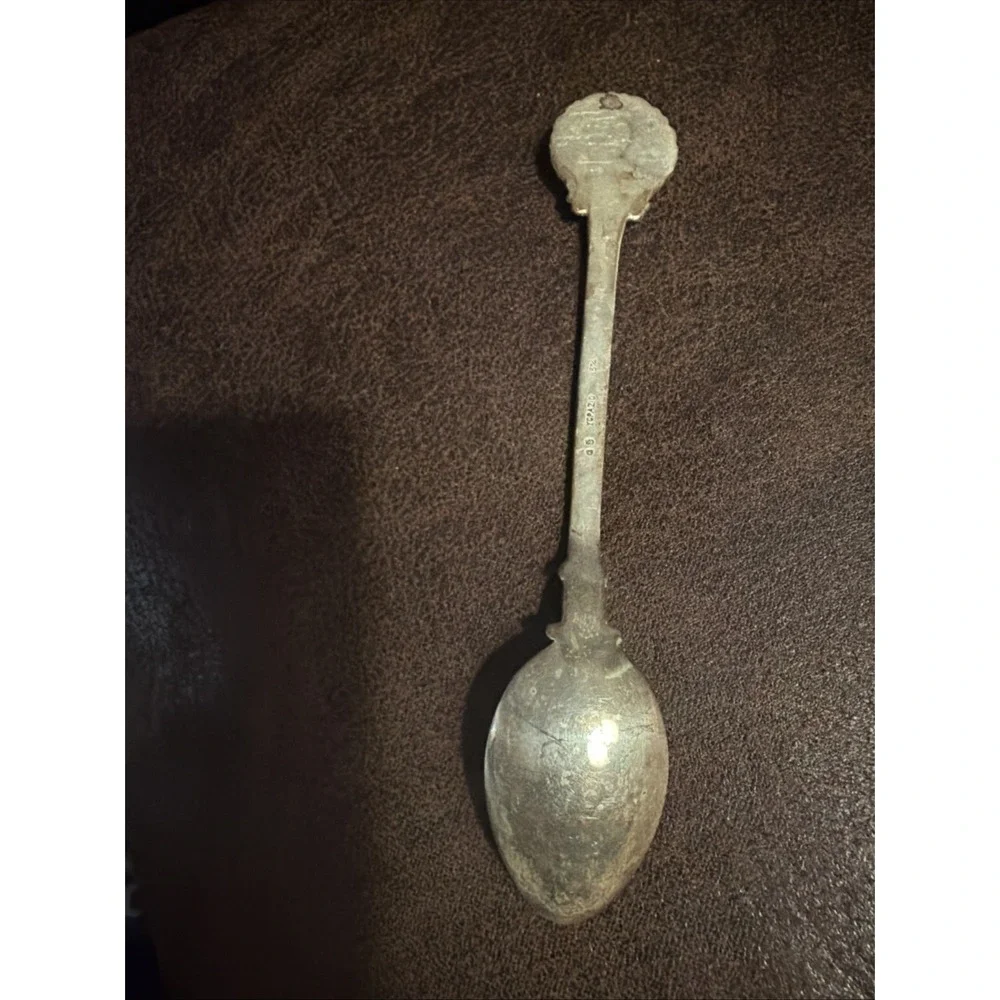 In Hoc Signo Vinces Masonic Home Souvenir Spoon Collectible Topazio